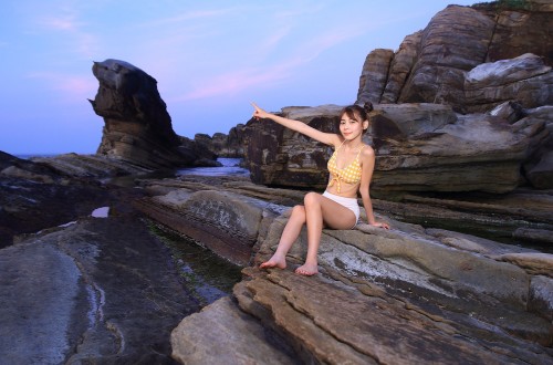 Young-And-Lovely-Girl-At-of-Northeast-Coast---86.jpg