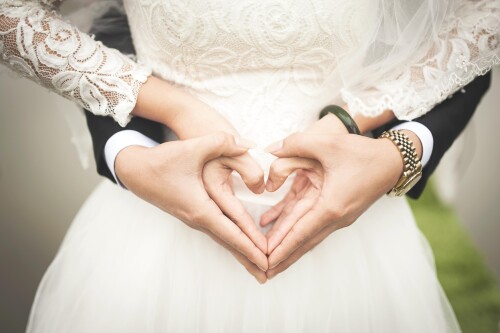 Heart Wedding Marriage Hands Romantic Marry